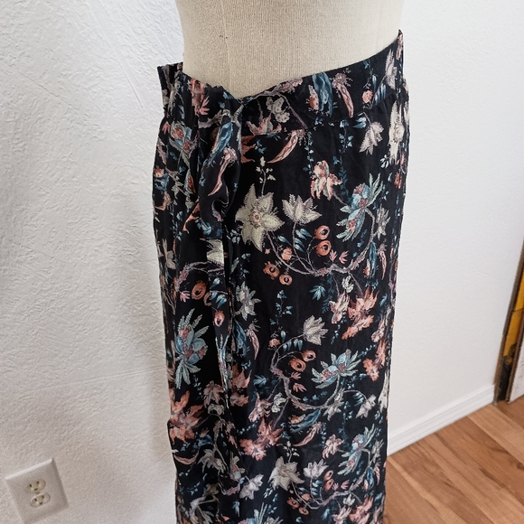 Adriana Degreas Black Floral Silk Midi Skirt - Picture 6 of 10